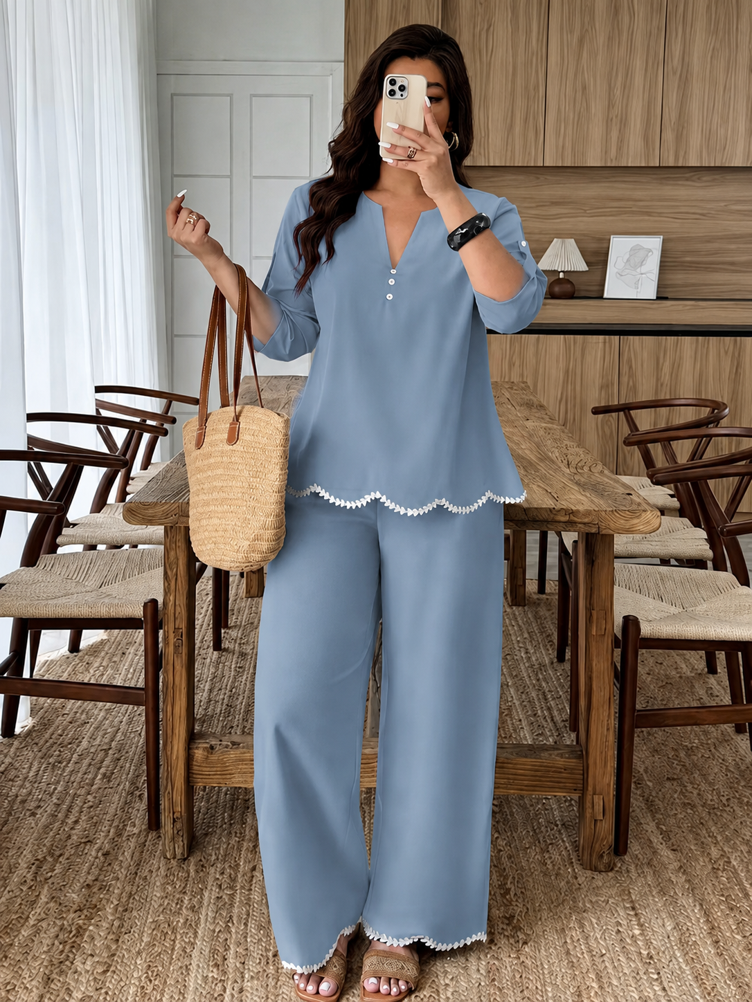 Plus Size Women’s Short-Sleeve V-Neck Top & Relaxed Pants Set