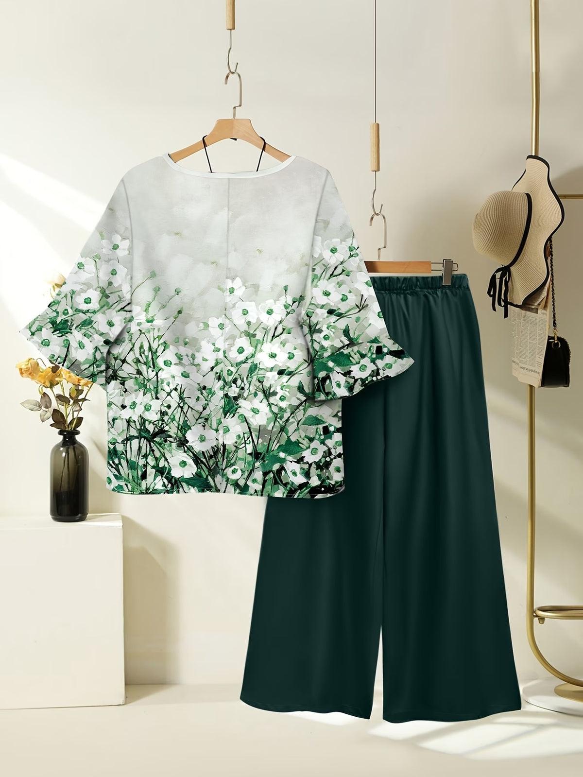 Women's Lightweight Floral Top & Elastic Waist Pants Set