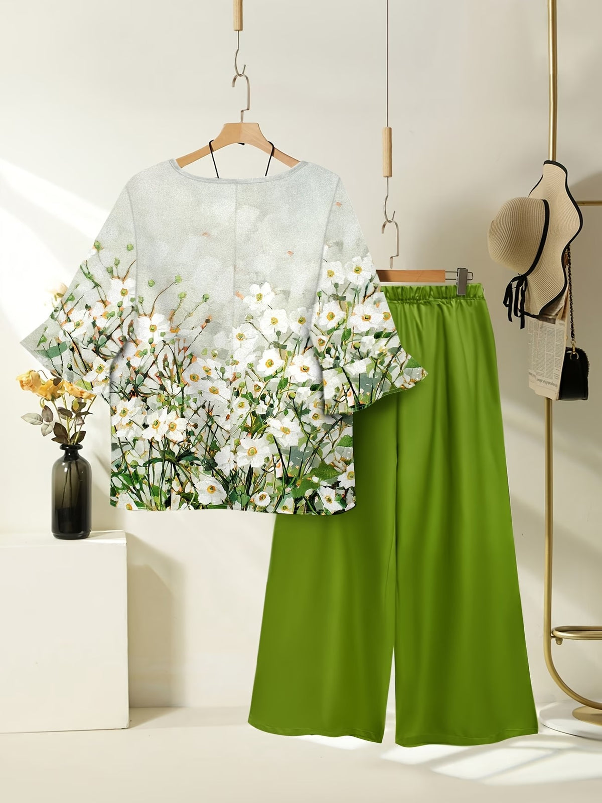 Women's Lightweight Floral Top & Elastic Waist Pants Set