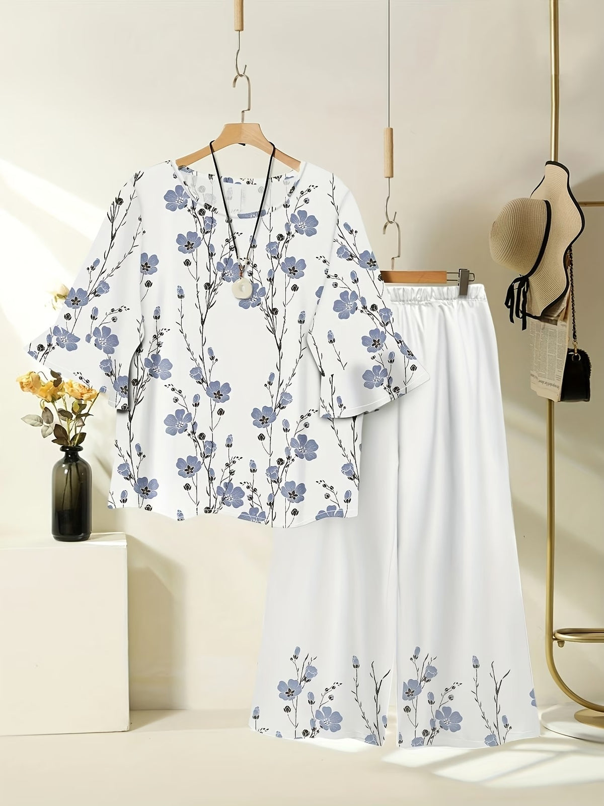 Women's Lightweight Floral Top & Elastic Waist Pants Set