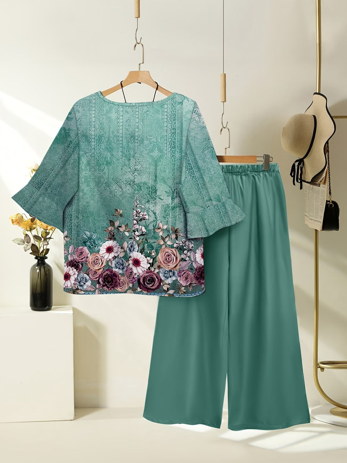 Women's Lightweight Floral Top & Elastic Waist Pants Set