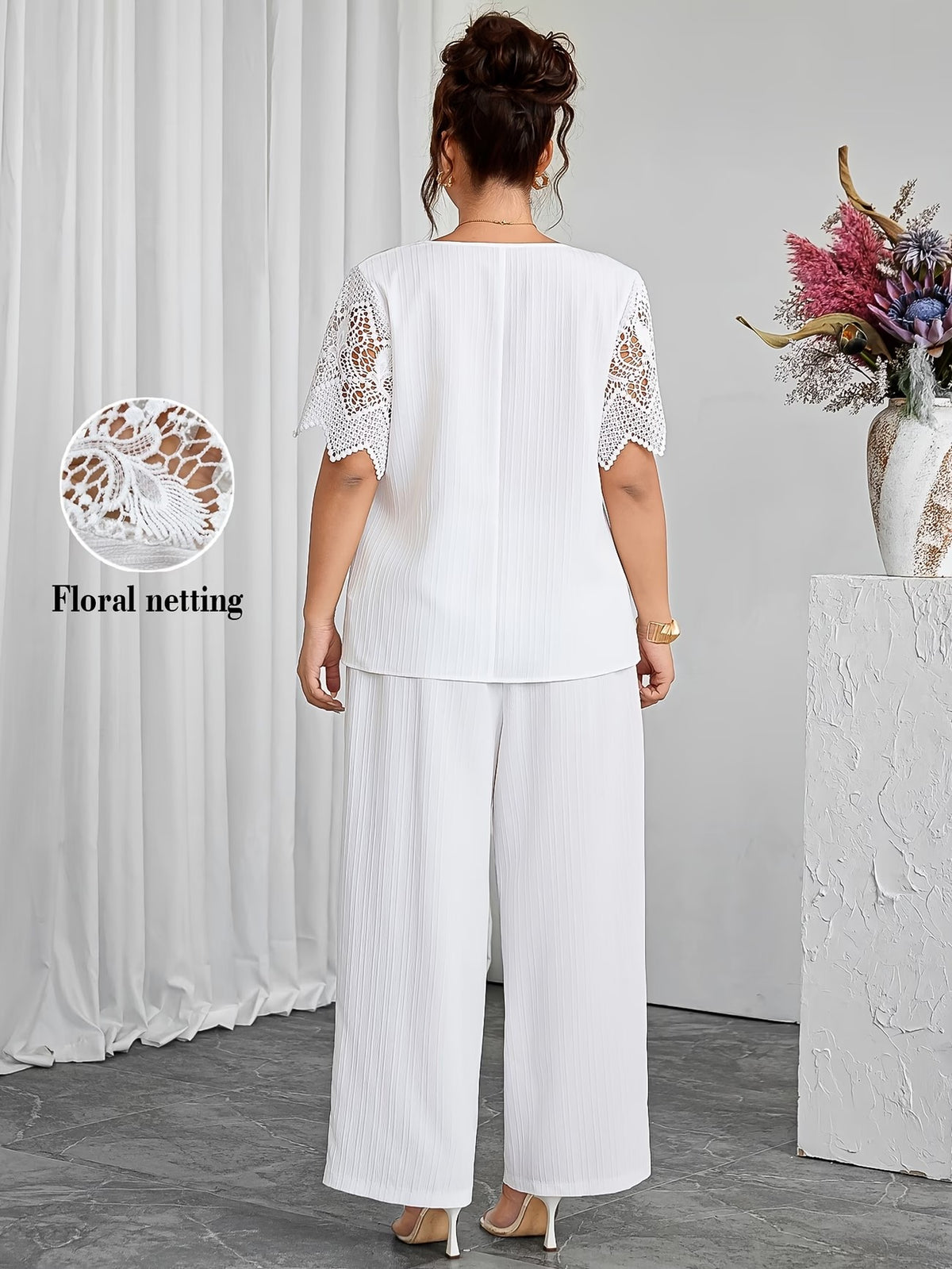 Plus Size Women's Hollow Lace Sleeve Top & Pants Set