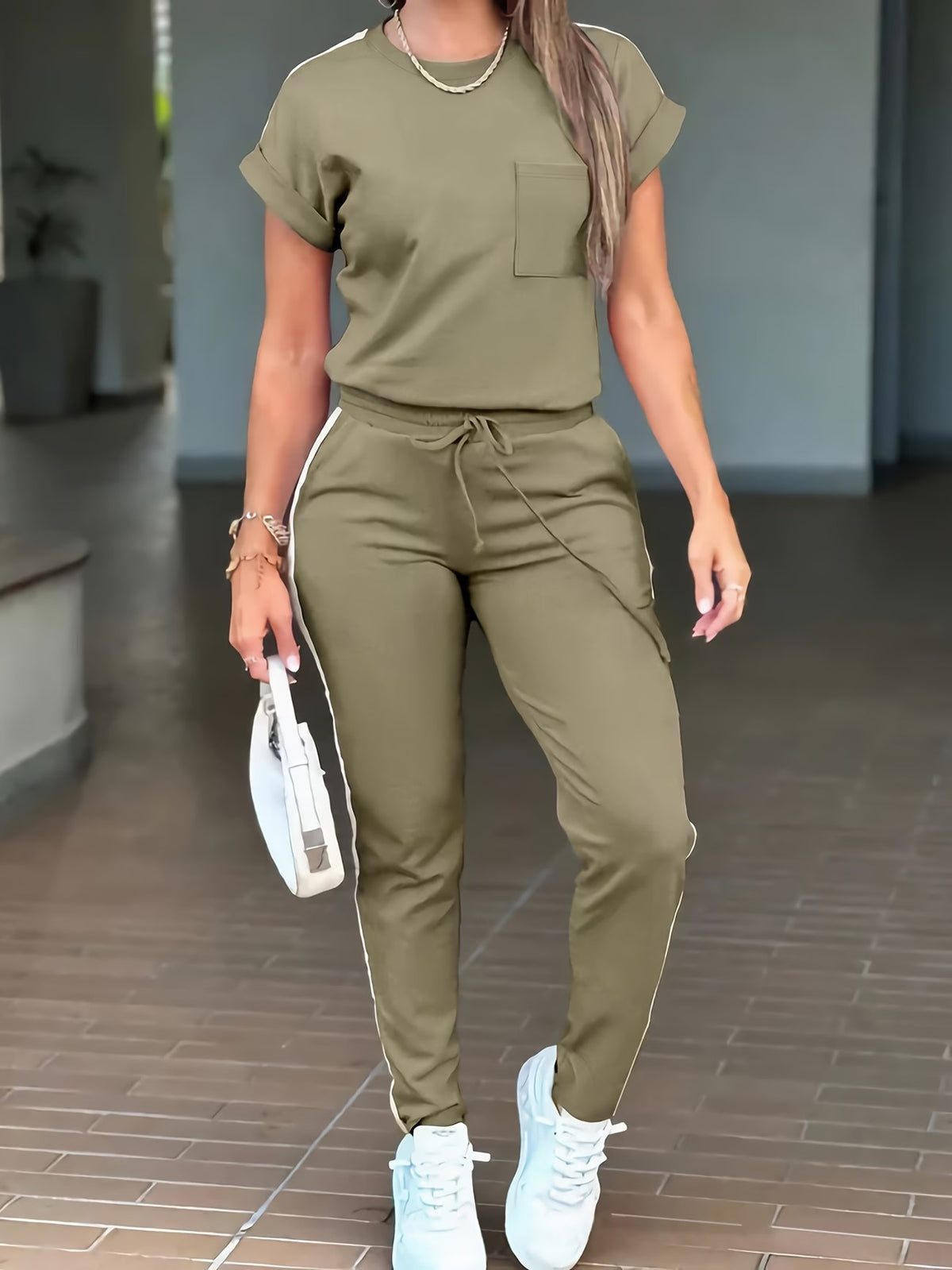 Women’s Fashion Commuter Short-Sleeve Top & Trousers Set