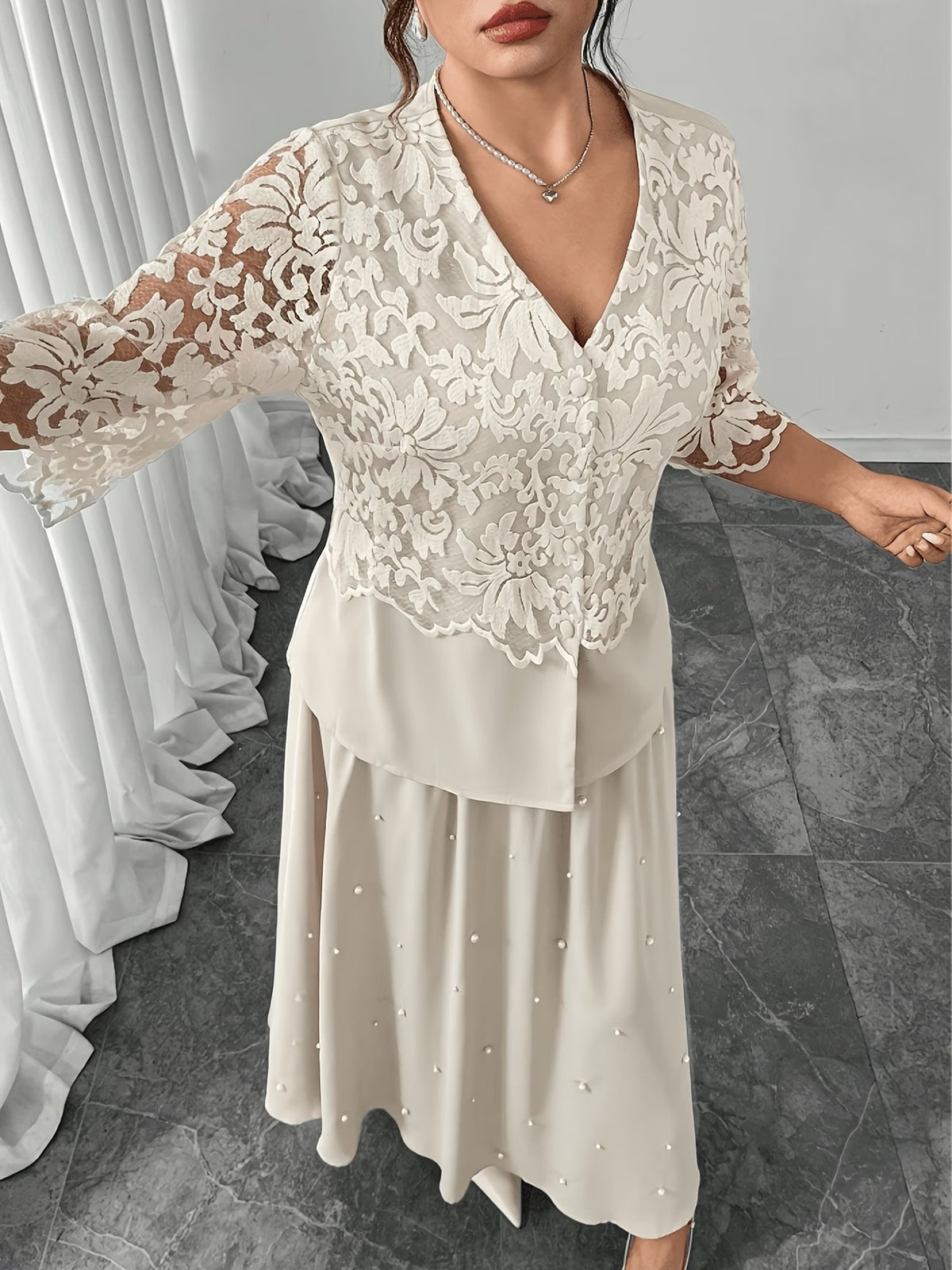 Women’s Plus Size Lace Patchwork Top & Beaded Skirt 2-Piece Outfit