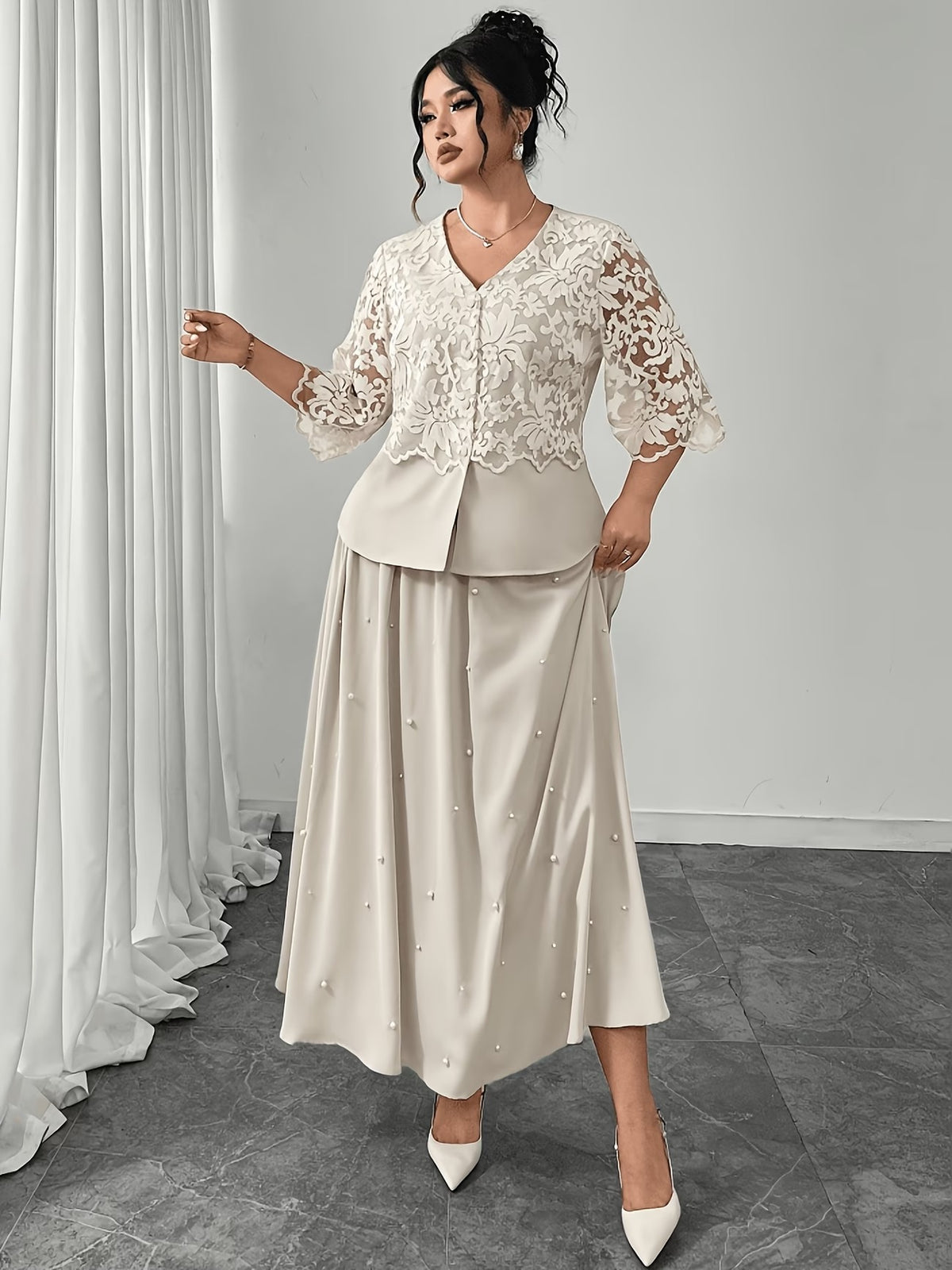 Women’s Plus Size Lace Patchwork Top & Beaded Skirt 2-Piece Outfit