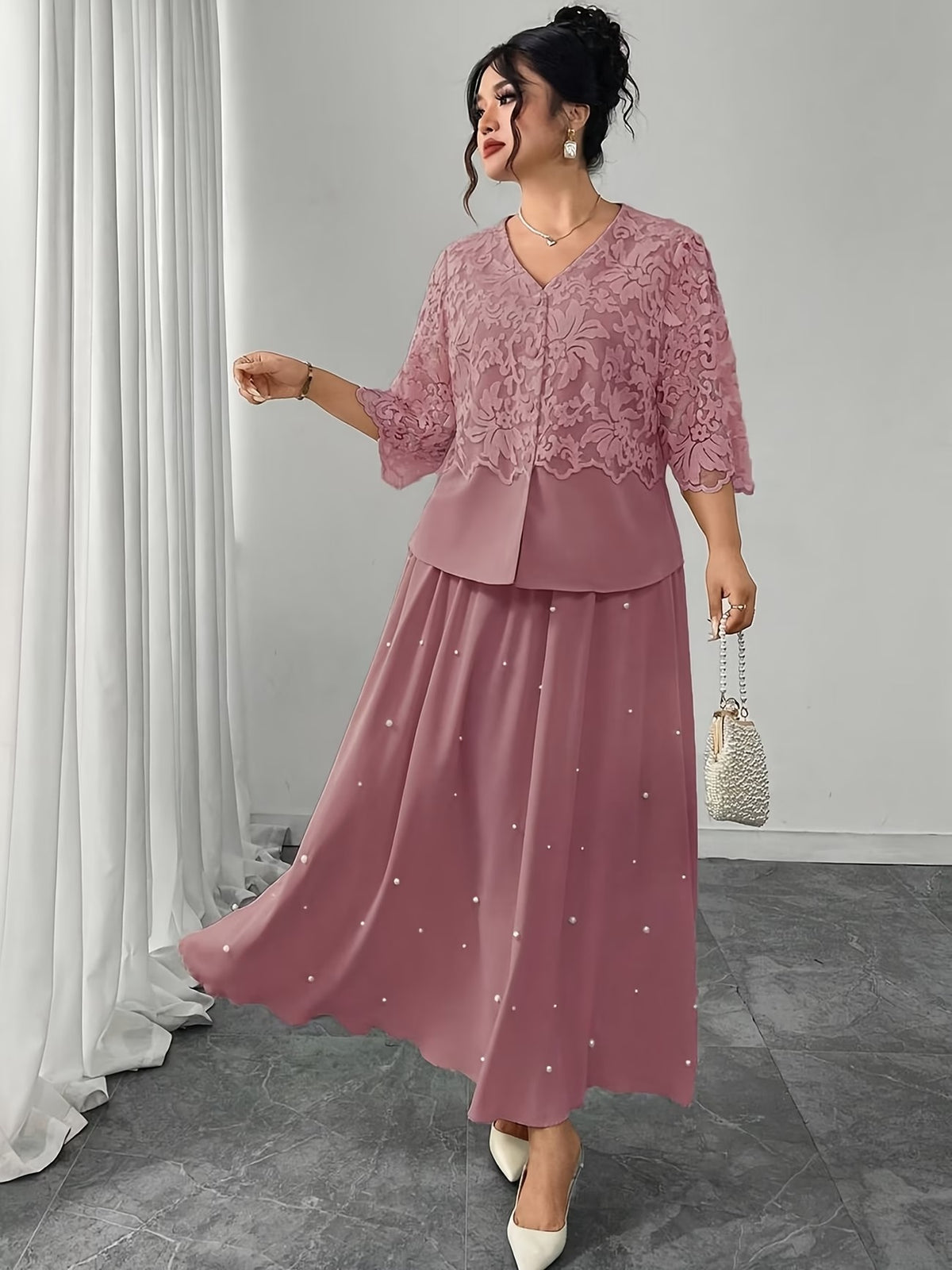 Women’s Plus Size Lace Patchwork Top & Beaded Skirt 2-Piece Outfit