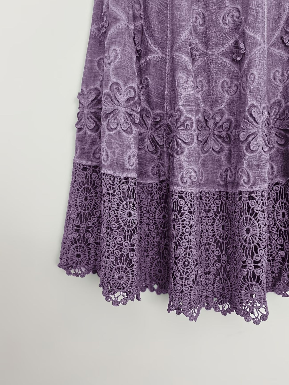 Women’s Delicate Hollow-Detail Sleeveless Top & Floral Embroidered Skirt Set
