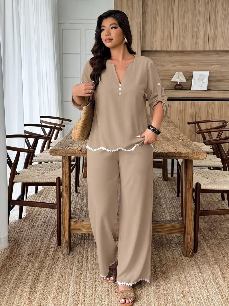 Plus Size Women’s Short-Sleeve V-Neck Top & Relaxed Pants Set
